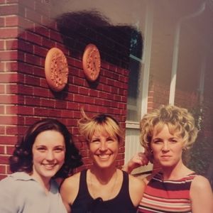 Meet your Posher, Sally